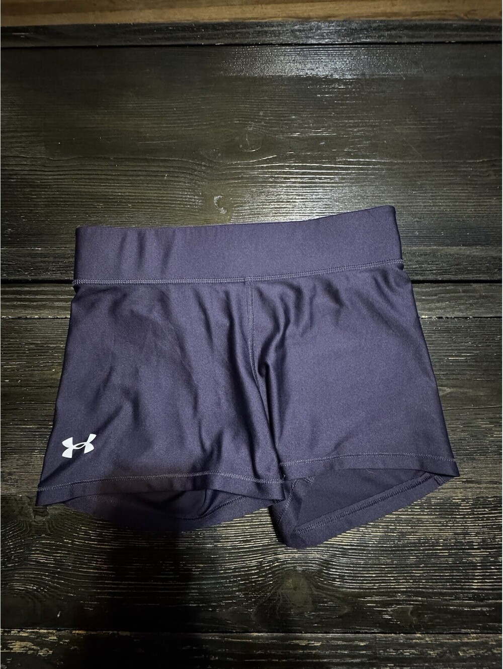 Under Armour Womens M HeatGear Mid Rise Shorty Shorts Purple 3” Compression